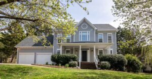 Featured image for How to Sell My House in Toronto: Start with a Free Home Value Estimate